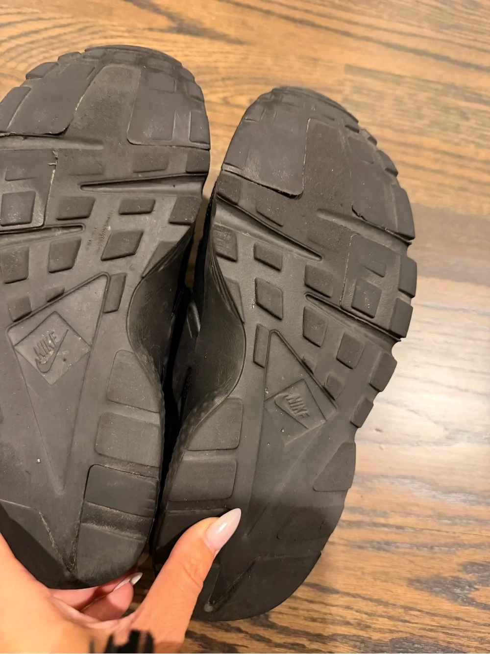 All-Black NIKE HUARACHE